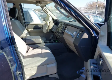 2007 Ford Expedition Xlt z USA, uszkodzony, nr VIN 1FMFU155X7LA08930